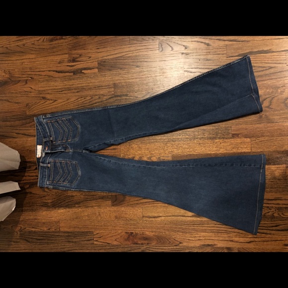 Bell Bottom Jeans - Picture 4 of 5